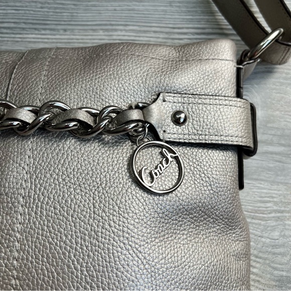 Coach metallic champagne silver pebbled leather chain duffle convertible handbag - Picture 2 of 13